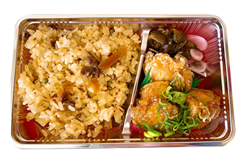 鶏めしからあげ弁当