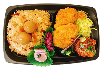 鶏めしとチキンカツ黒酢南蛮弁当